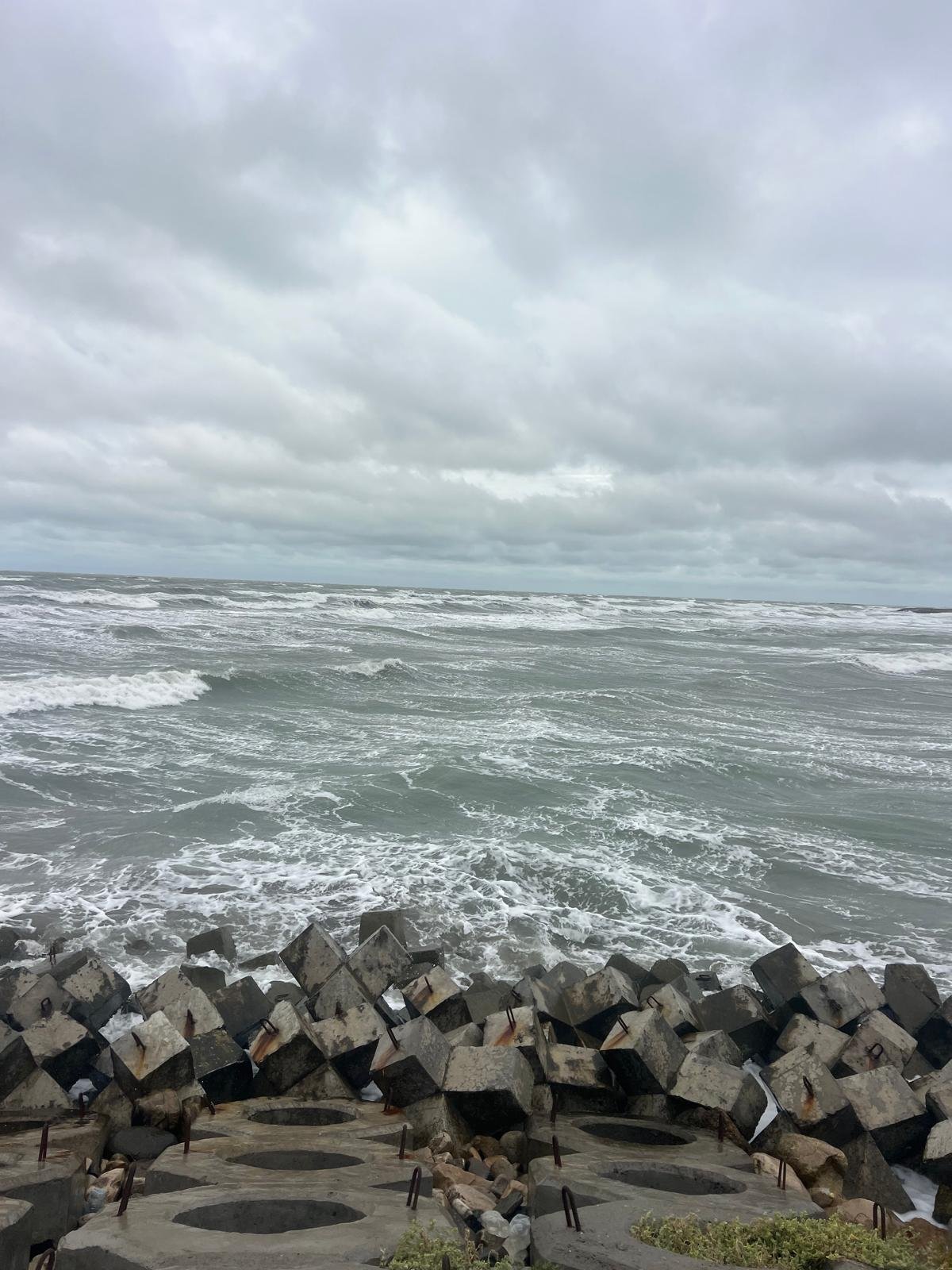 Coastal protection structures facing the Caspian Sea