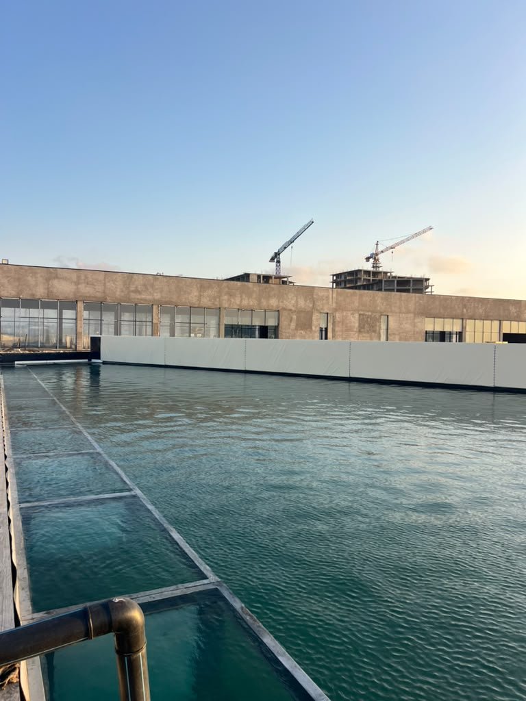 The pool and main Surf Sea Breeze building